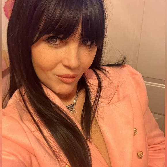 Pink Double-Breasted Gorgeous Soft Blazer with Fur Detail - Picture 3 of 7